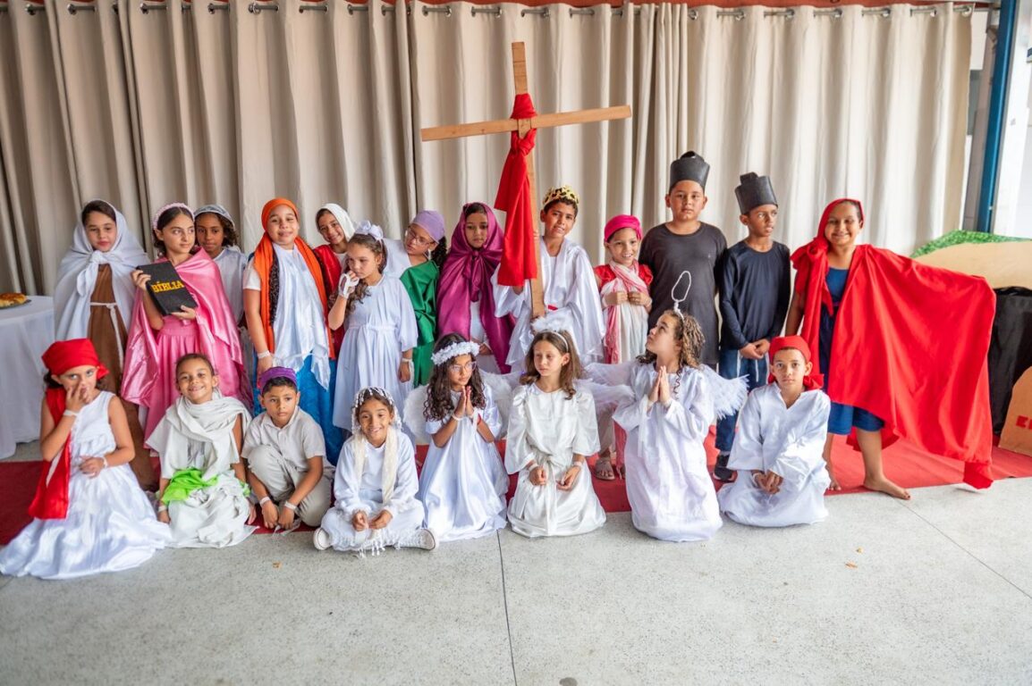 Leia mais sobre o artigo Escola Municipal Joaquim Muniz de Almeida Neto realiza programação cultural de Páscoa com foco em valores e aprendizagem